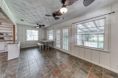 1637 E Lake Dr, Weatherford, TX 76087 - photo 2