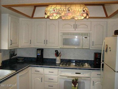 Kitchen with Gas Cooktop