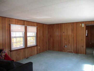 84 Cynthia Cir, Seabrook, NH 03874 - photo 6