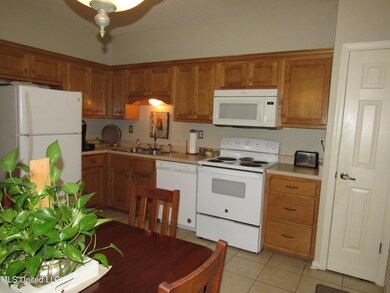 Kitchen 4