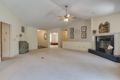 36 Chelmsworth Dr, Bella Vista, AR 72715 - photo 4