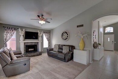 4262 E Balsam Ave-10