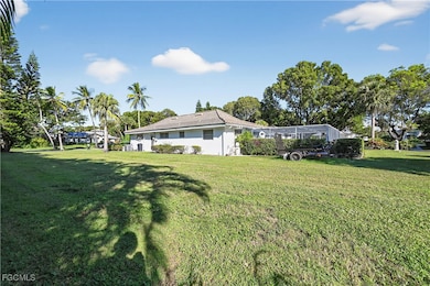 690 Murex Dr, Naples, FL 34102 - photo 6