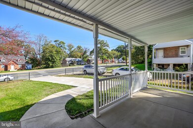 7701 Finns Ln, Lanham, MD 20706 - photo 4