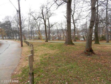 2137 Firethorn Rd, Middle River, MD 21220 - photo 4