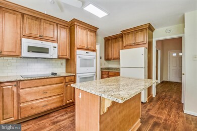 12408 Buckley Dr, Silver Spring, MD 20904 - photo 6