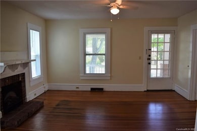 223 Maple St, Statesville, NC 28677 - photo 7