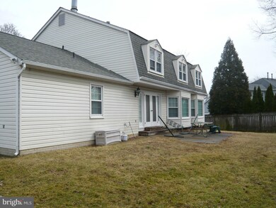 11724 Le Havre Dr, Potomac, MD 20854 - photo 3