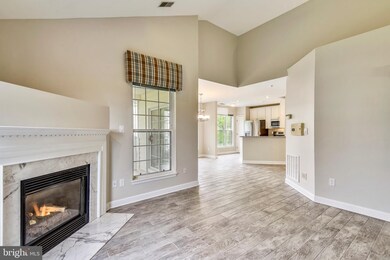43114 Watercrest Square unit 205, Chantilly, VA 20152 - photo 2