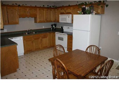 103 Comanche Ct, Bloomfield, KY 40008 - photo 3