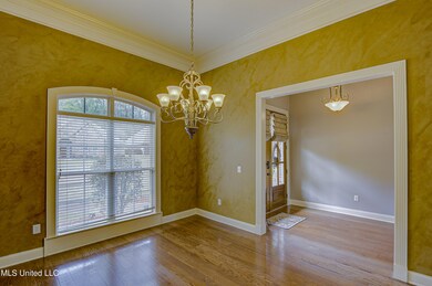 Dining Room 2-9