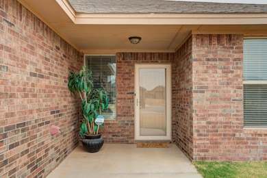 9801 Avenue R, Lubbock, TX 79423 - photo 4