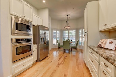 7800 Southwest Pkwy unit 510, Austin, TX 78735 - photo 5