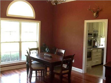 Formal Dining