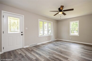 17 Lake Grove Club, Decatur, IL 62521 - photo 2