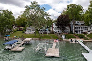 21922 Lake St-46