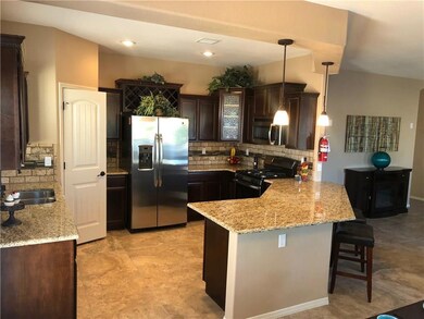 13466 Halifax St, Horizon City, TX 79928 - photo 2