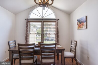 9345 Creekview Dr, Laurel, MD 20708 - photo 4