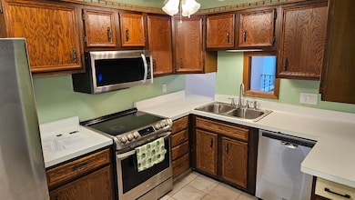 Cloisters of Forest Hills unit B326, Rockford, IL 61114 - photo 5