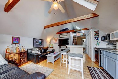 9 Conwell St unit 2, Provincetown, MA 02657 - photo 4