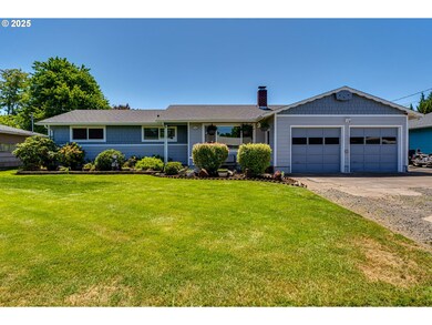 832 Fremont Ave, Eugene, OR 97404 - photo 2