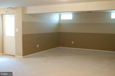 10205 Picturesque Ct, Nokesville, VA 20181 - photo 4