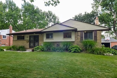 002-Front_View-4495584-large