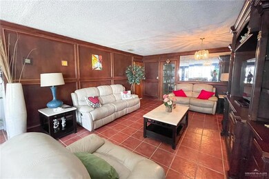 1100 S Val Verde Rd, Donna, TX 78537 - photo 2