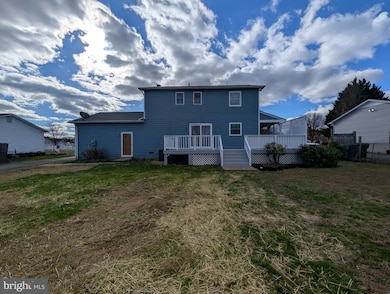 6810 Crescent Ridge Ct, Bealeton, VA 22712 - photo 2