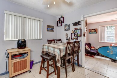 7-Kitchen Area