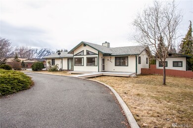 260 S Keller Ave, East Wenatchee, WA 98802 - photo 2