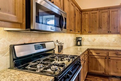 1216 NE Shane Ln, Bend, OR 97701 - photo 4