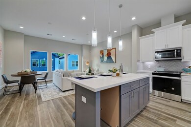 2611 Huntington Creek Ln, Houston, TX 77093 - photo 5