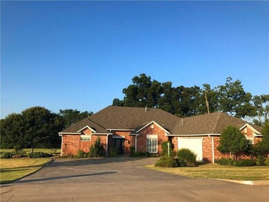 2313 Pinehurst Ct, Shawnee, OK 74801 - photo 2