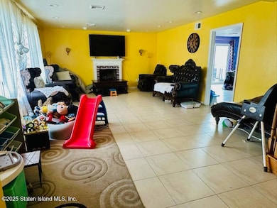 50 Beacon Place unit Main, Staten Island, NY 10306 - photo 6