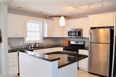 873 W Shore Blvd, Sheffield Lake, OH 44054 - photo 3