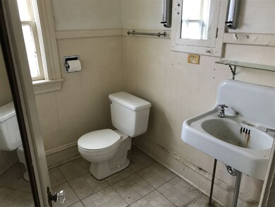 282 Ethan Allen Pkwy unit 1, Burlington, VT 05408 - photo 6