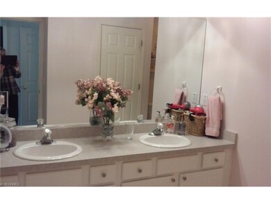 8842 Morgans Run unit 5C, Olmsted Falls, OH 44138 - photo 7