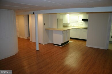 4611 Edmonston Rd unit B, Hyattsville, MD 20781 - photo 4