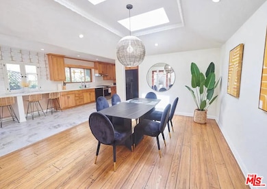 1522 Pandora Ave, Los Angeles, CA 90024 - photo 6