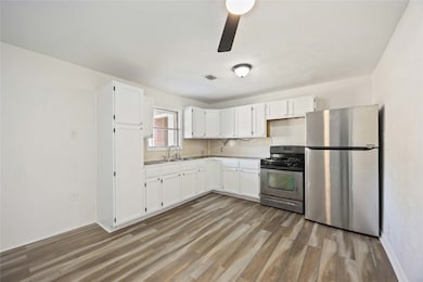 3304 Bluefield Dr, Pasadena, TX 77503 - photo 7