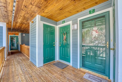 13 White Oak Ln unit C-6, Lincoln, NH 03251 - photo 2