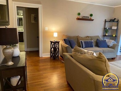 1434 SW Oakley Ave, Topeka, KS 66604 - photo 4