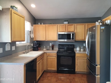 1124 W Nancy Ln, Phoenix, AZ 85041 - photo 2