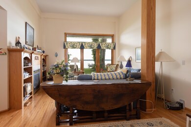 6180_Murray_Rd__101-11
