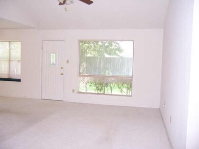 8015 Big Oak Trail Dr, Houston, TX 77040 - photo 3