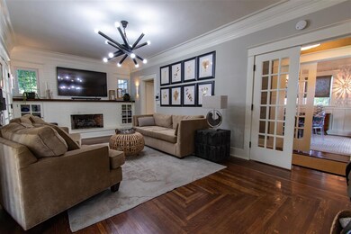 119 W 10th St, Auburn, IN 46706 - photo 5