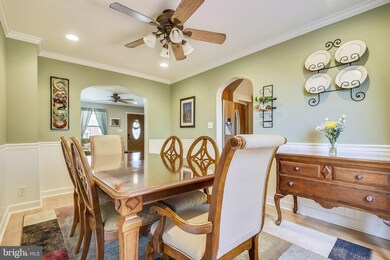 1004 Downton Rd, Halethorpe, MD 21227 - photo 6