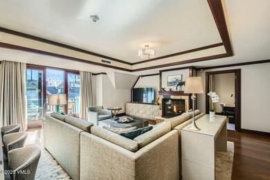 1 Vail Road 8101 - Web Quality - 005 - 0