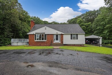 24 Aurora St, Worcester, MA 01607 - photo 2